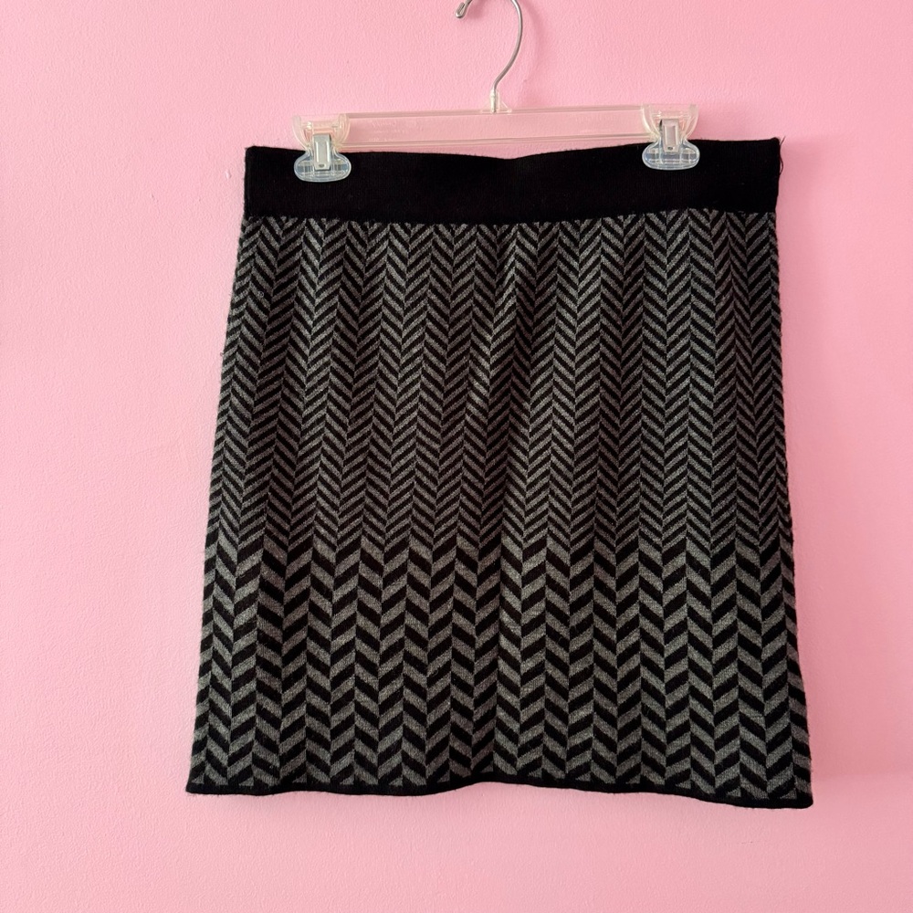 Kenar Black and Gray Chevron Wool Blend Mini Skirt